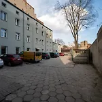 Gdanska Homely By Bookinghost