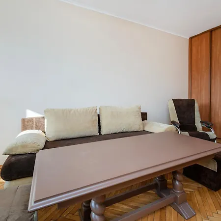 Gdanska Homely By Bookinghost